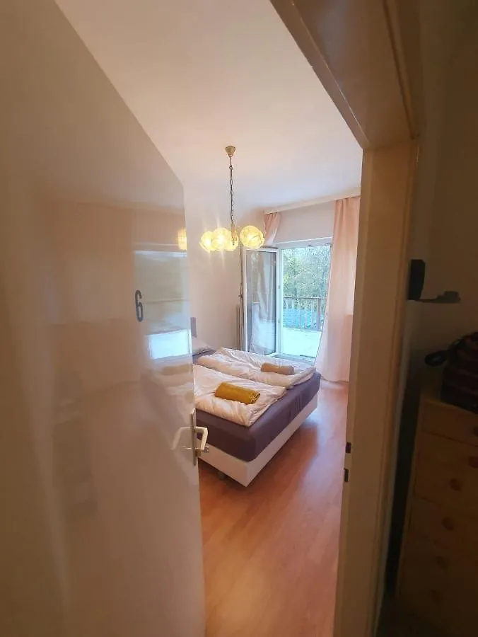 Breathtaking Shared Villa Near Danube River /W Garden And Parking Vienna
