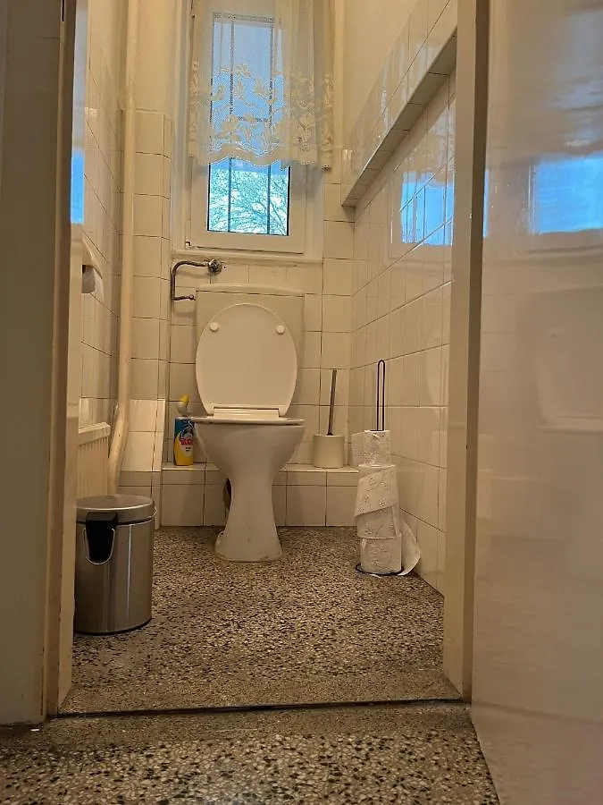 Guest house Breathtaking Shared Villa Near Danube River /W Garden And Parking Vienna Austria