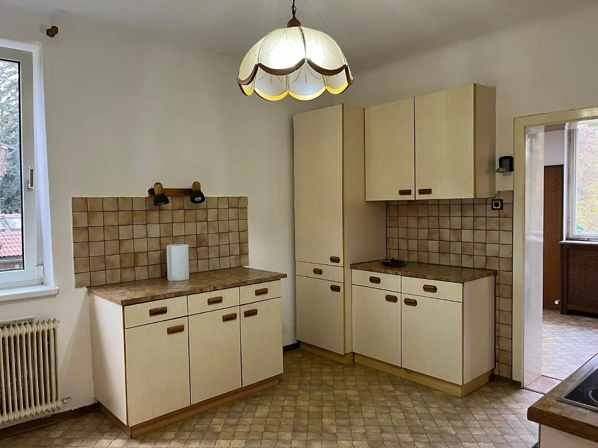 Breathtaking Shared Villa Near Danube River /W Garden And Parking Vienna Guest house