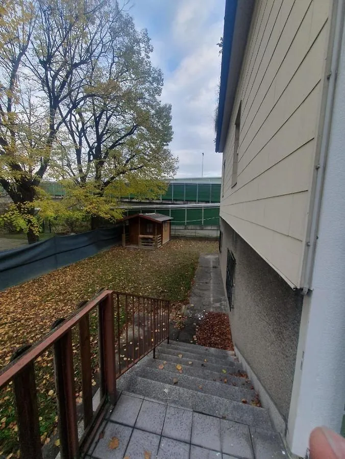 Guest house Breathtaking Shared Villa Near Danube River /W Garden And Parking Vienna