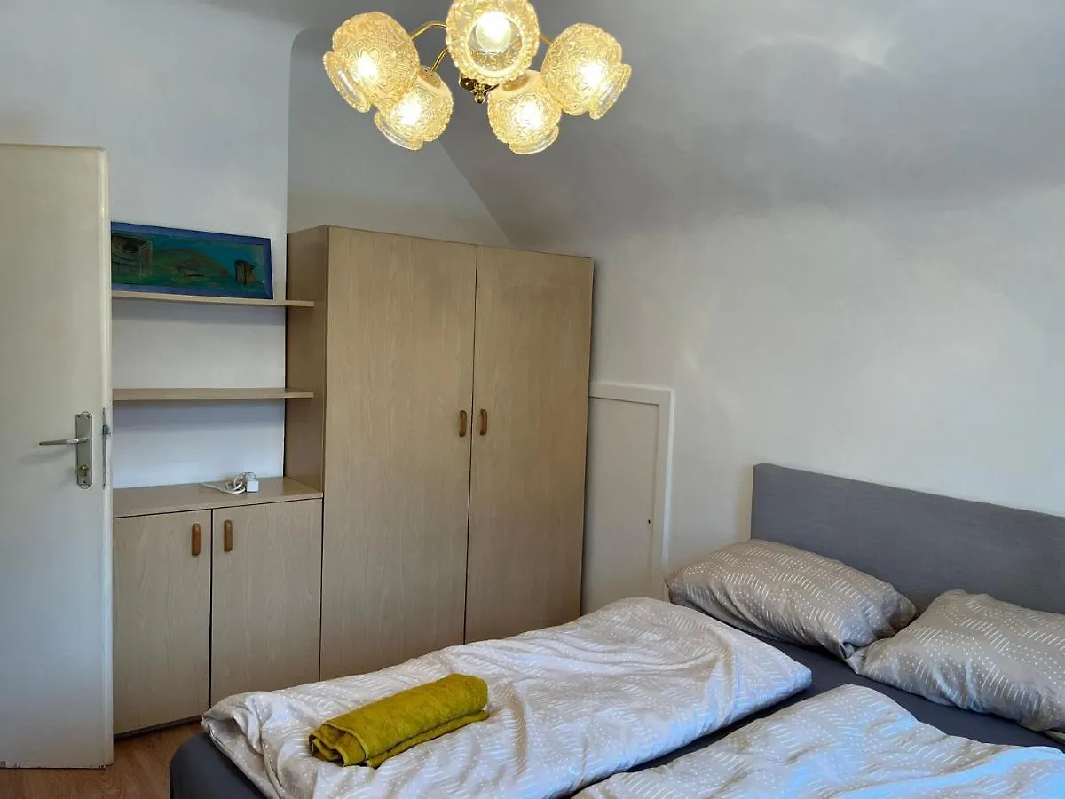 Breathtaking Shared Villa Near Danube River /W Garden And Parking Βιέννη 0*,